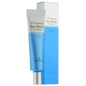 Солнцезащитный крем UV Protection Sun Block SPF50+/Pa+++ The Skin House  Влагостойкий крем мягко и надежно защитит Вашу кожу от негативных воздействий UVA и UVB диапазона. Глубоко увлажняет кожу, насыщая полезными компонентами.
Артикул
8861
Производитель
The Skin House / Корейская косметика
Объем
30 мл
