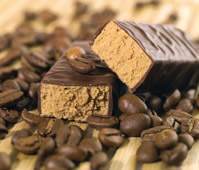 Шоколадный батончик Кофейный Гиперпротеиновый шоколадный батончик со вкусом кофе. Низкое сожержание углеводов и жиров, калорийность батончика 125 Kcal. Вес нетто: 216г (блибокс из 6 шт весом по 36г).