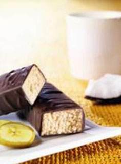 Шоколадный батончик Кокос-Банан Гиперпротеиновый шоколадный батончик с экзотическим вкусом и низким сожержанием жиров и углеводов. Калорийность одного батончика 122 Kcal.Вес нетто: 216г (блибокс из 6 штук по 36г)