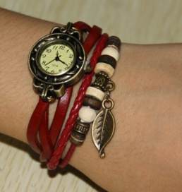 Браслет c часами (красный) (Watch bracelet (red)) 